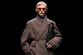 YOKE(ヨーク)の魅力｜寺西啓太が紡ぐ「意識的に普通の服」と日本人の身体性への最適化