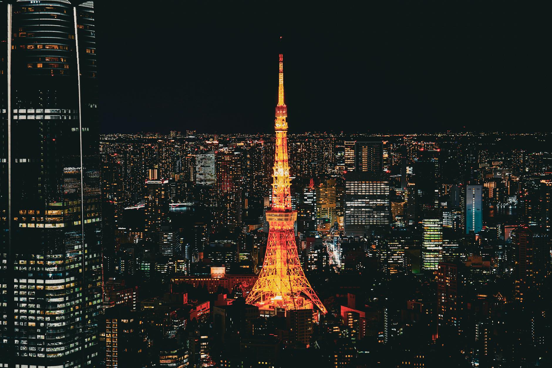 パリ・ミラノ・東京のファッション文化比較｜世界の都市スタイル